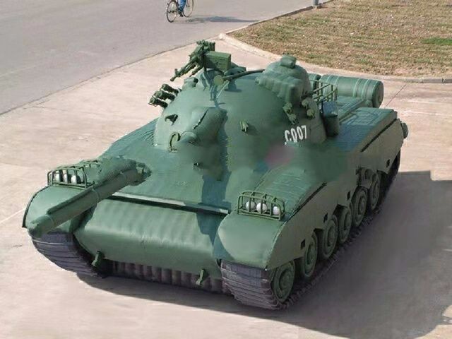 龙圩军用充气坦克车